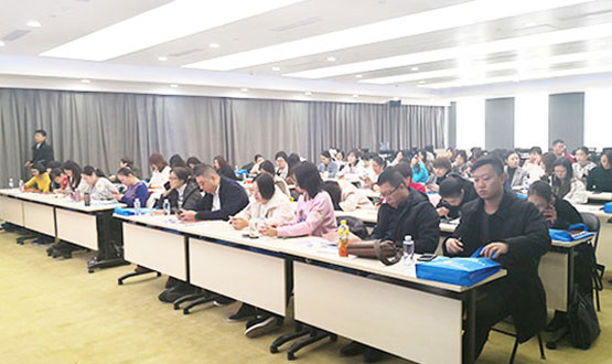 助力企業(yè)發(fā)展，預(yù)防社保風(fēng)險(xiǎn)——諾亞人力資源《社保入稅風(fēng)險(xiǎn)分析》公開(kāi)課圓滿(mǎn)舉辦